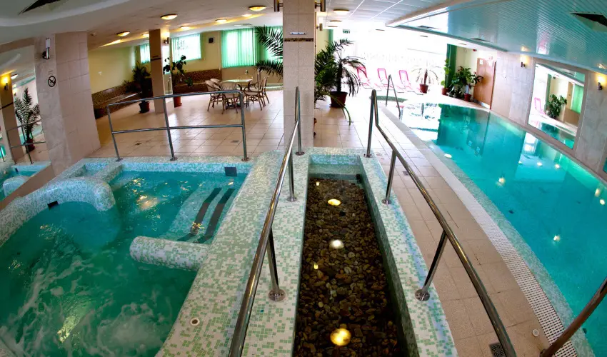 Granada Konferencia Wellness s Sport Hotel Kecskemt - Oktber 23. 