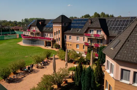 Granada Konferencia Wellness s Sport Hotel - Oktber 23. 