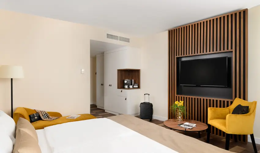 Grand Hotel Esztergom Esztergom - Oktber 23. (min. 2 j)