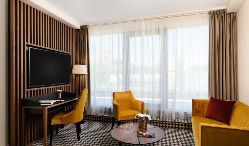 Grand Hotel Esztergom Esztergom - Oktber 23. (min. 2 j)