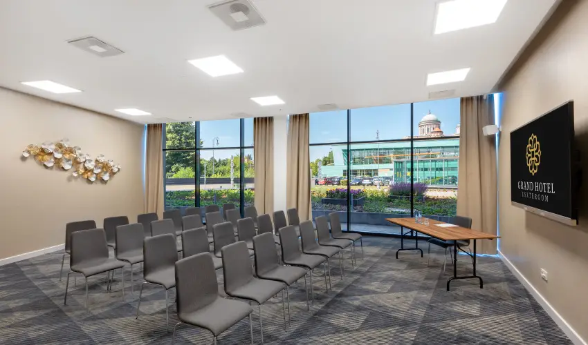 Grand Hotel Esztergom Esztergom - Oktber 23. (min. 2 j)