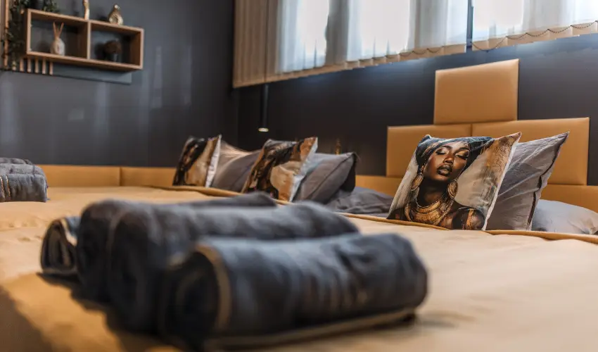 Greyhouse Apartments Hark�ny - Okt�ber 23.