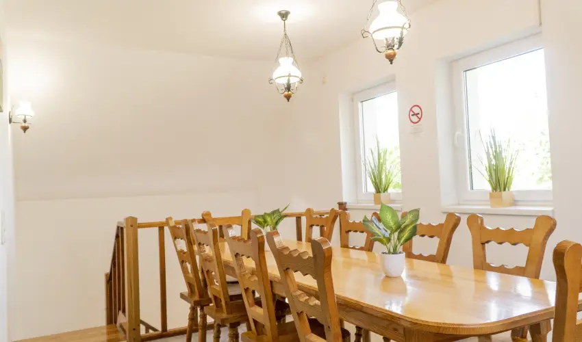 Gyulavez�r-Csob�nci Pihen� Vend�gh�z Gyulakeszi - Okt�ber 23. (min. 2 �j)