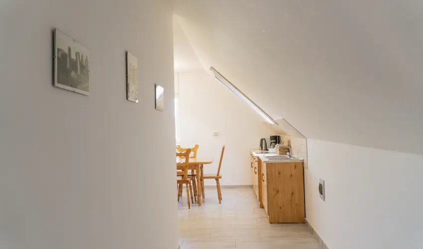 Gyulavez�r-Csob�nci Pihen� Vend�gh�z Gyulakeszi - Okt�ber 23. (min. 2 �j)