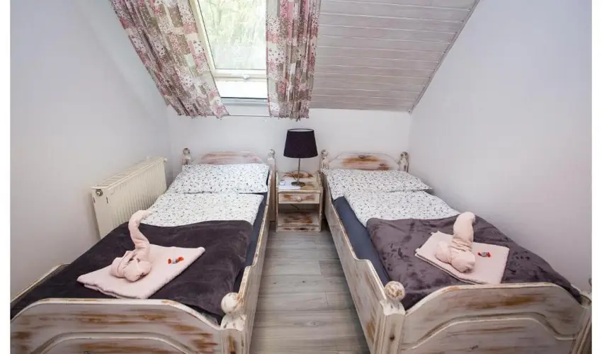 Gyulavez�r Lovasbirodalma Panzi�  Gyulakeszi - Okt�ber 23. (min. 2 �j)