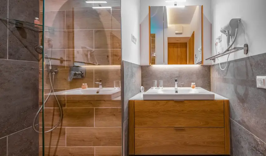 H55 Balatonlelle Apartmanhzak Balatonlelle - Oktber 23. (min. 2 j)