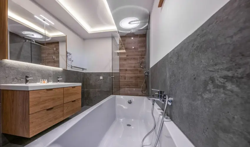 H55 Balatonlelle Apartmanhzak Balatonlelle - Oktber 23. (min. 2 j)