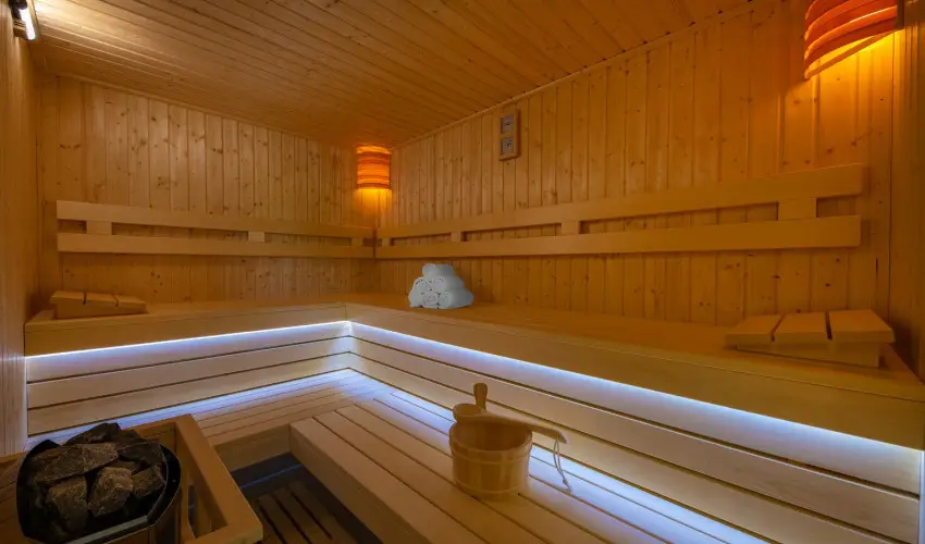 H55 Balatonlelle Apartmanhzak Balatonlelle - Oktber 23. (min. 2 j)