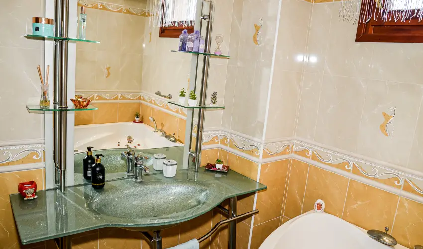 Hajnal Apartman Hajdszoboszl - Oktber 23. (min. 2 j)