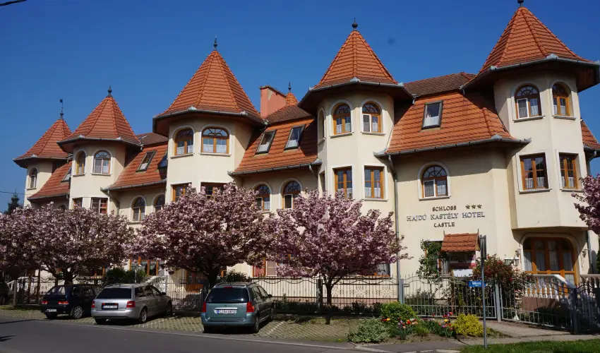 Hajd Kastly Hotel Hajdszoboszl - Oktber 23. (min. 3 j)