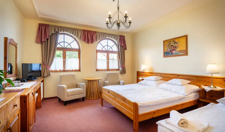 Hajd� Kast�ly Hotel Hajd�szoboszl� - Okt�ber 23. (min. 3 �j)