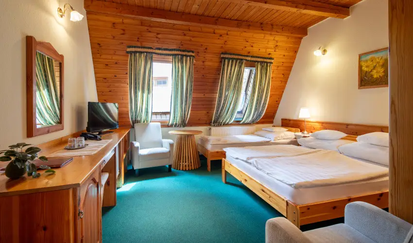 Hajd� Kast�ly Hotel Hajd�szoboszl� - Okt�ber 23. (min. 3 �j)