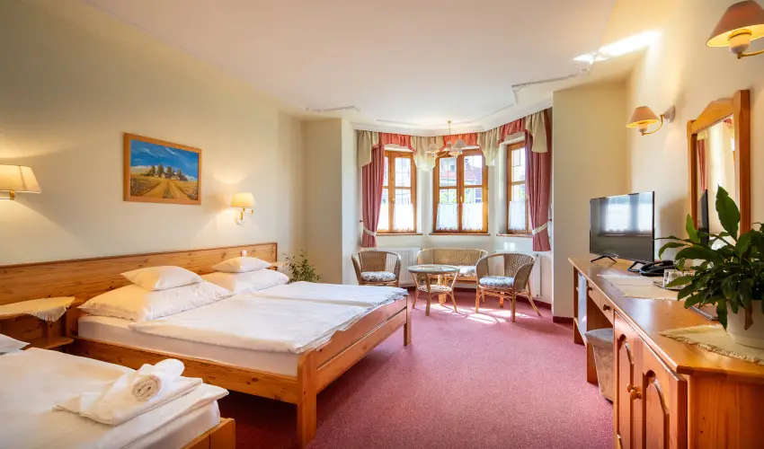 Hajd� Kast�ly Hotel Hajd�szoboszl� - Okt�ber 23. (min. 3 �j)