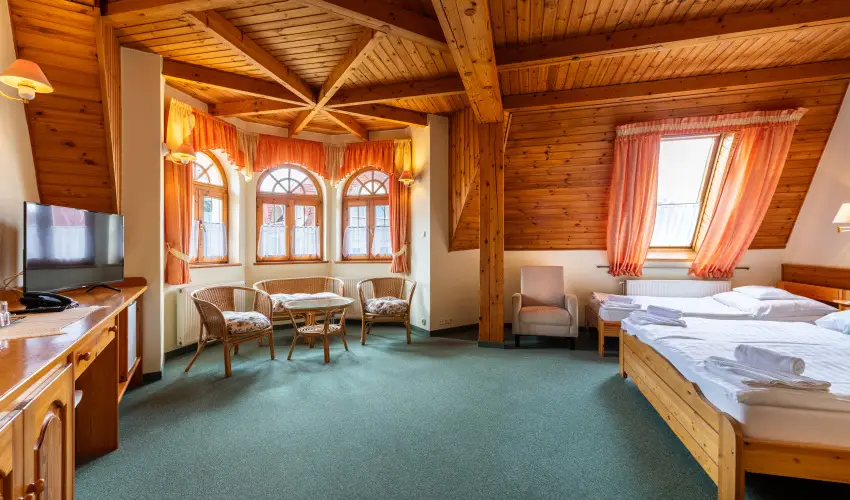 Hajd� Kast�ly Hotel Hajd�szoboszl� - Okt�ber 23. (min. 3 �j)