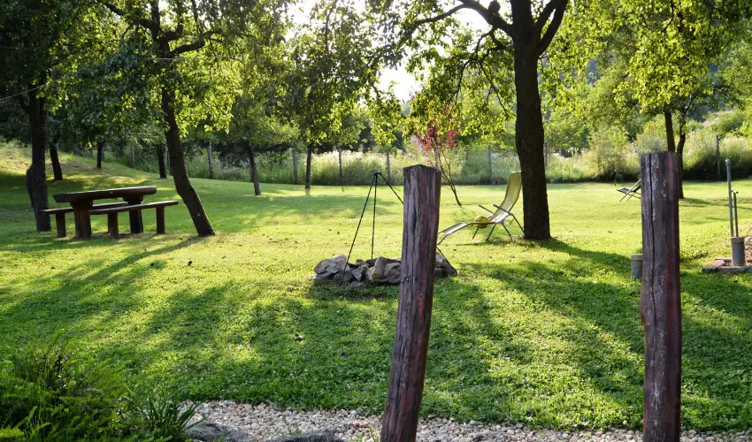 Halhza Vendghz Sirok - Oktber 23. (min. 2 j)