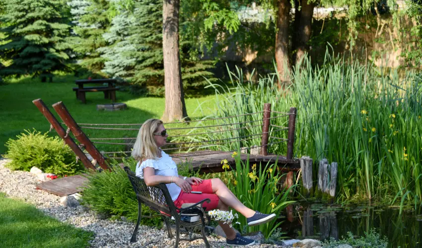 Halhza Vendghz Sirok - Oktber 23. (min. 2 j)