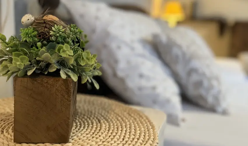 Halhza Vendghz Sirok - Oktber 23. (min. 2 j)