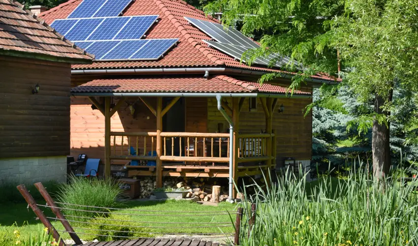 Halhza Vendghz Sirok - Oktber 23. (min. 2 j)