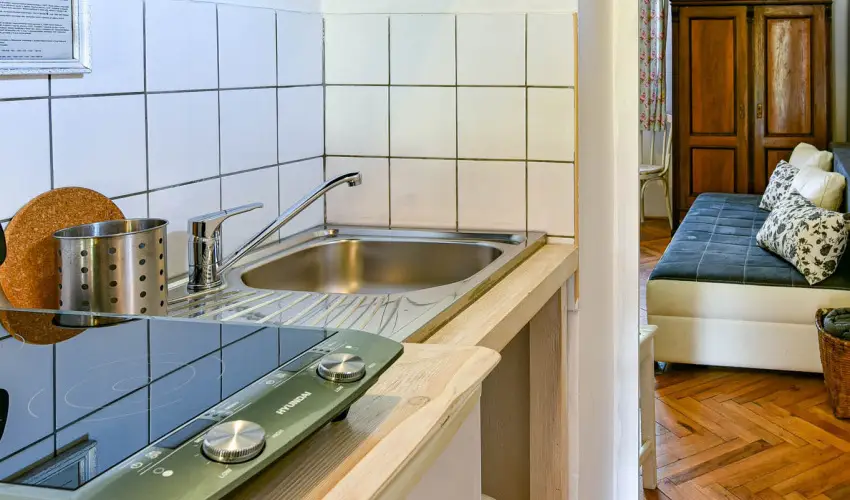 Halhza Vendghz Sirok - Oktber 23. (min. 2 j)