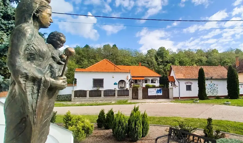 Harmony Vend�gh�z Egerszal�k - Okt�ber 23. (min. 2 �j)