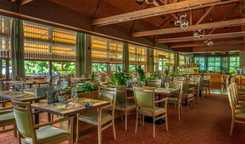 Ensana Thermal Srvr Srvr - Oktober 23.