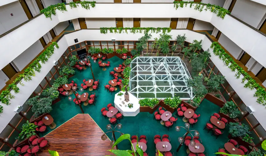 Ensana Thermal Srvr Srvr - Oktober 23.