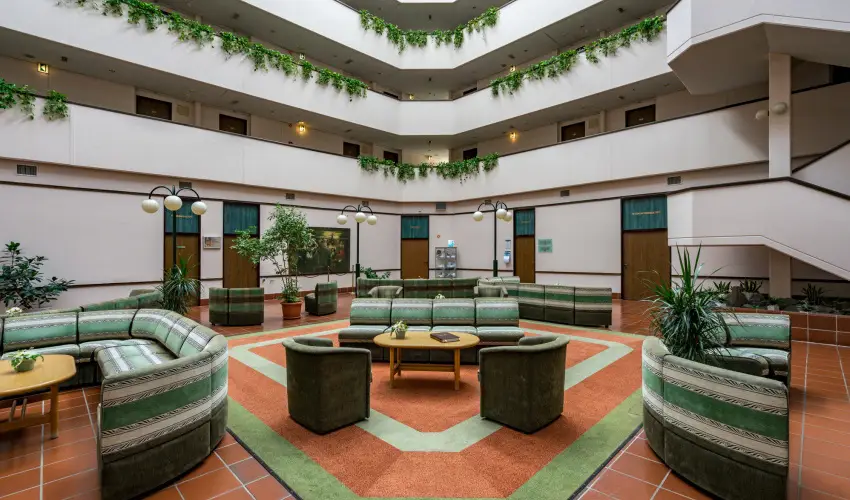 Ensana Thermal Srvr Srvr - Oktober 23.