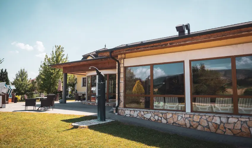 Htkti Wellness Hotel & Lovaspark Mr - Oktber 23. 