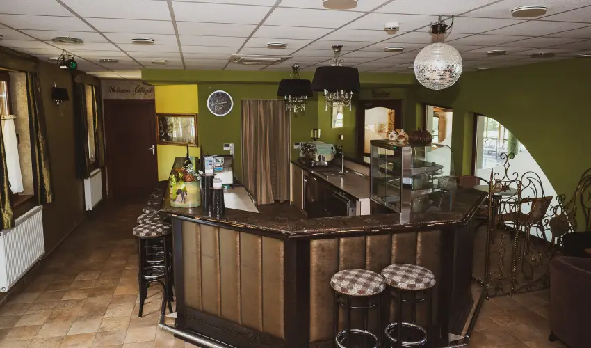 Htkti Wellness Hotel & Lovaspark Mr - Oktber 23. 