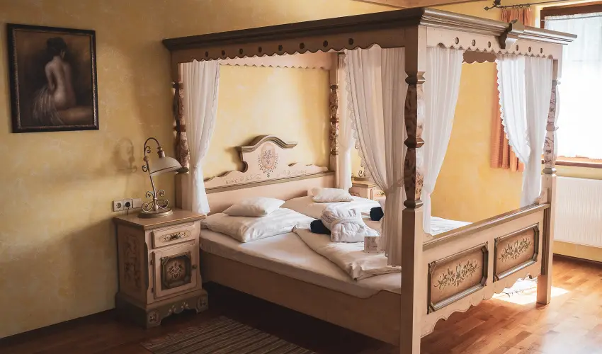 Htkti Wellness Hotel & Lovaspark Mr - Oktber 23. 