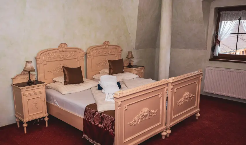 Htkti Wellness Hotel & Lovaspark Mr - Oktber 23. 