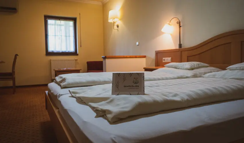 Htkti Wellness Hotel & Lovaspark Mr - Oktber 23. 