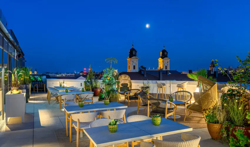 Hilton Garden Inn Debrecen City Center  Debrecen - Okt�ber 23.