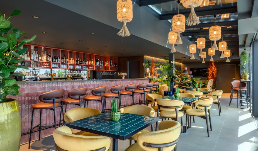 Hilton Garden Inn Debrecen City Center  Debrecen - Okt�ber 23.