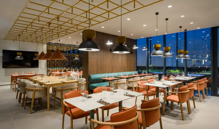 Hilton Garden Inn Debrecen City Center  Debrecen - Okt�ber 23.