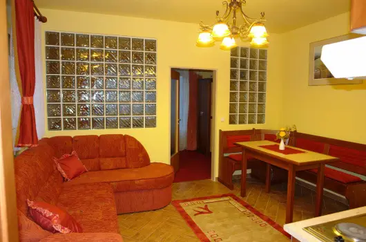 HoldLux Apartmanok - Oktber 23. (min. 2 j)