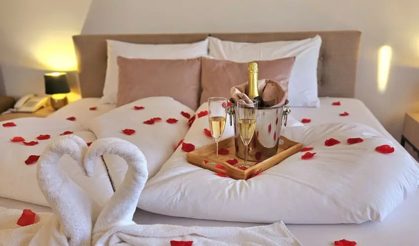 Holdvirg Hotel Srvr - Oktber 23.