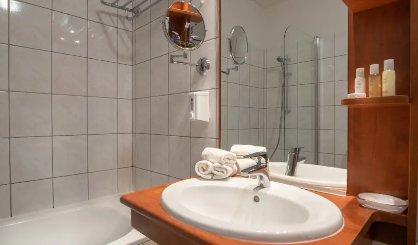 Holdvirg Hotel Srvr - Oktber 23.