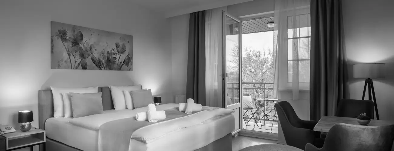 Holdvirg Hotel Srvr - Oktber 23.