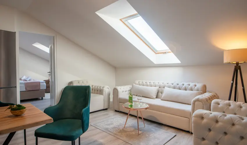 Holdvirg Hotel Srvr - Oktber 23.