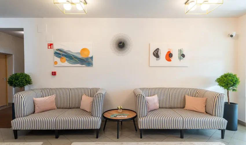 Holdvirg Hotel Srvr - Oktber 23.