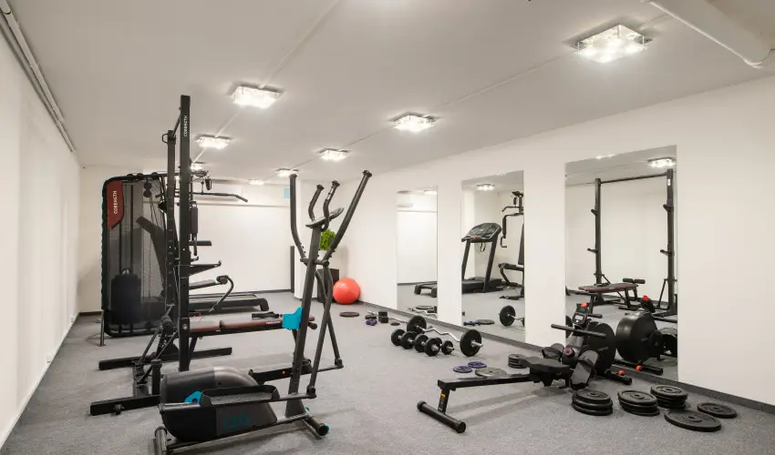 Holdvirg Hotel Srvr - Oktber 23.