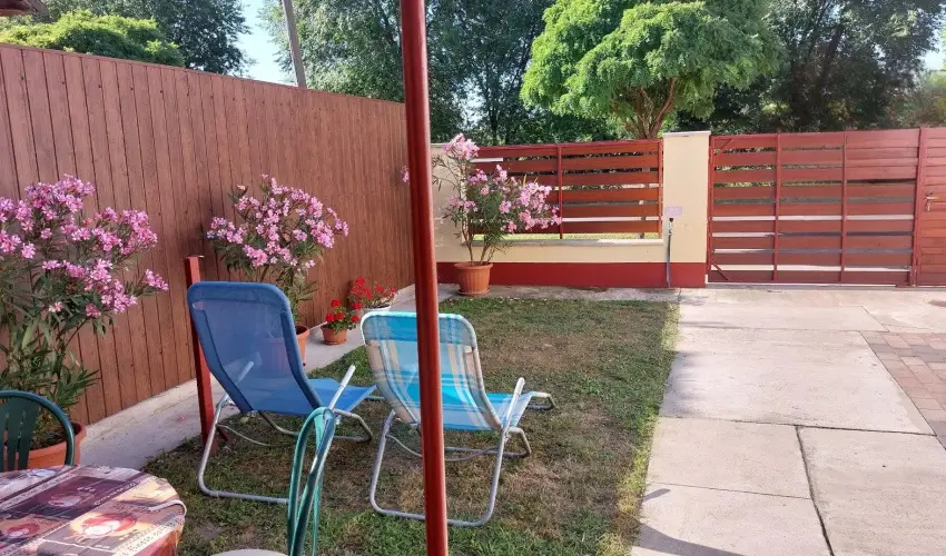 Holiday Apartman Mrahalom - Oktber 23.