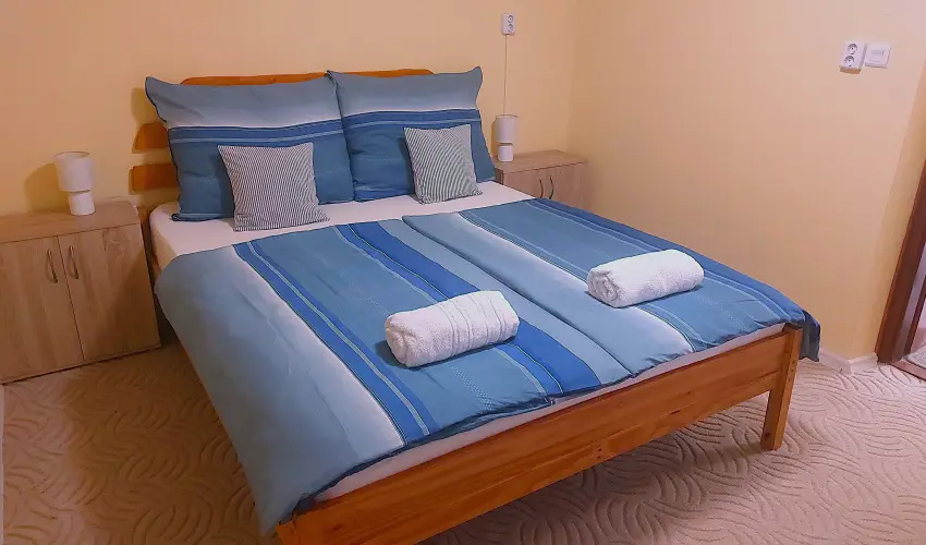 Holiday Apartman Mrahalom - Oktber 23.