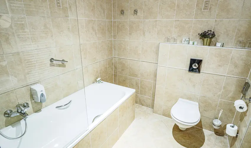 Holiday Beach Budapest Wellness Hotel with Sauna Park Budapest - Oktber 23.