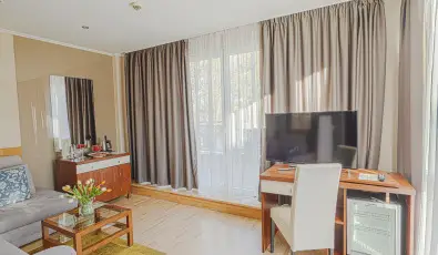 Holiday Beach Budapest Wellness Hotel with Sauna Park Budapest