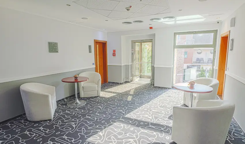 Holiday Beach Budapest Wellness Hotel with Sauna Park Budapest - Oktber 23.