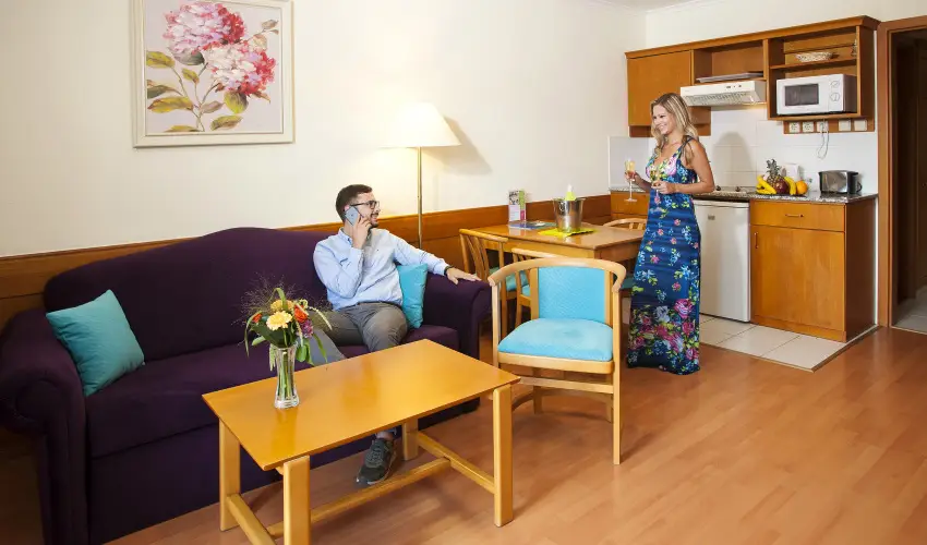 Holiday Club Apartman Hotel Hvz Hvz - Oktber 23. (min. 2 j)