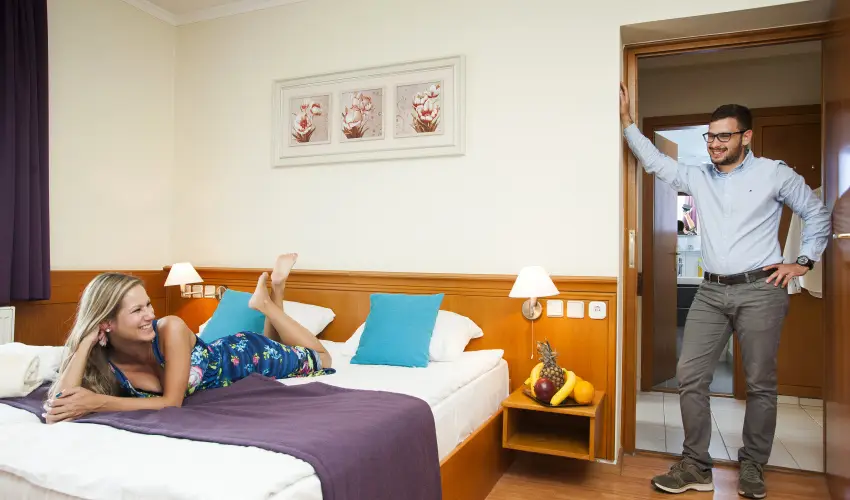 Holiday Club Apartman Hotel Hvz Hvz - Oktber 23. (min. 2 j)