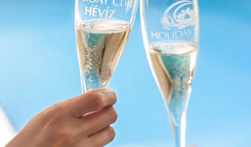 Holiday Club Apartman Hotel Hvz Hvz - Oktber 23. (min. 2 j)